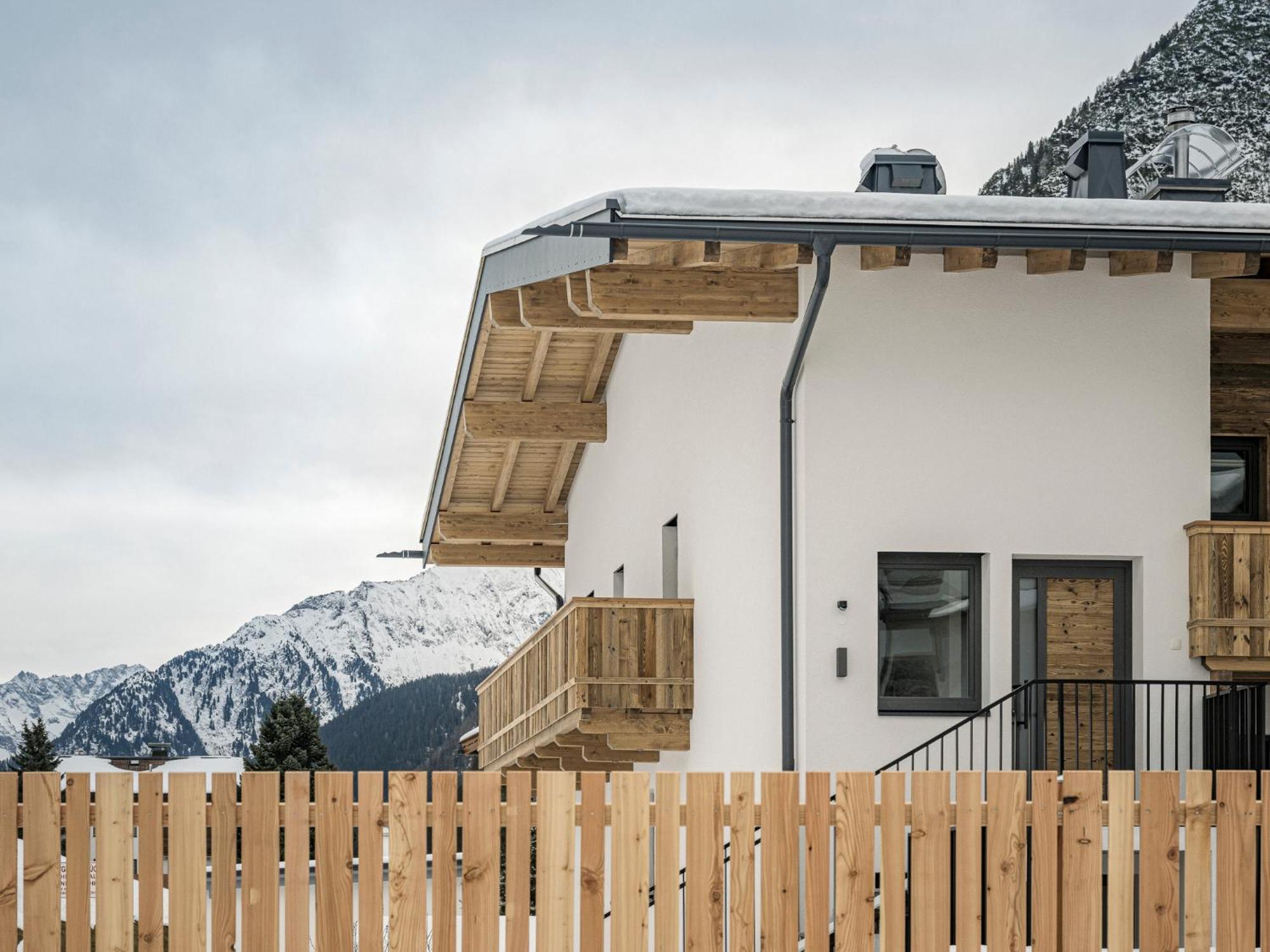 Ferienhaus Evelyn Tux Eksteriør billede